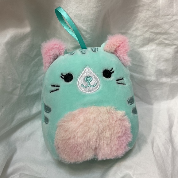 Squishmallows Ornament Set: Chelsea (leopard) & Corinna (cat). Size: 4 inches. - Picture 8 of 13